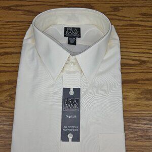 JoS A Bank Traveler Collection Shirt